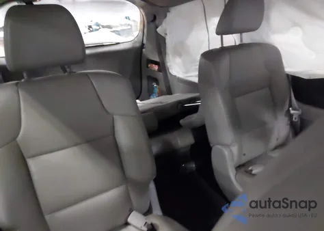 2016 Honda Odyssey Ex-L из США, поврежденный, VIN 5FNRL5H66GB091811